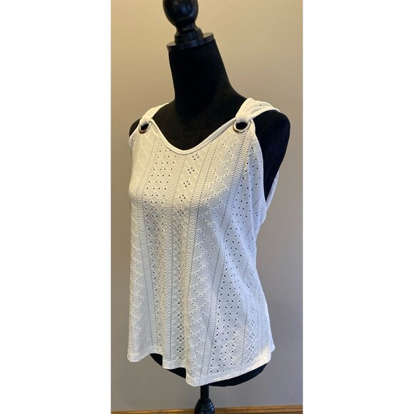 Sleeveless Women Tank Top Blouse Eyelet Stretchy Fabric V Neckline Sz XXL White - Picture 4 of 9